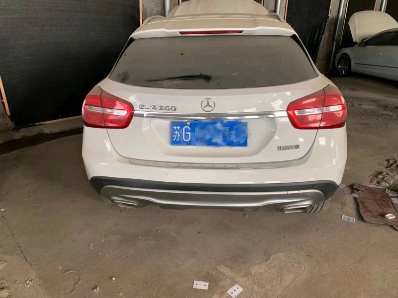 常州16年奔驰GLA2