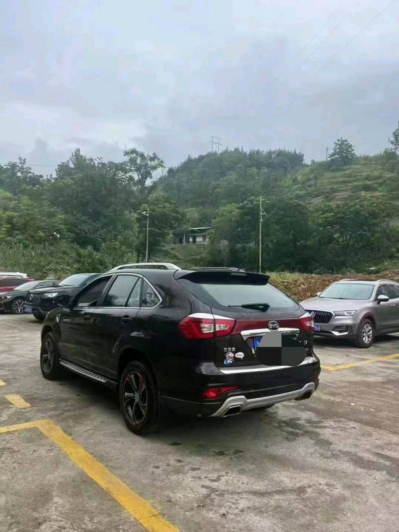 重庆15年比亚迪S74