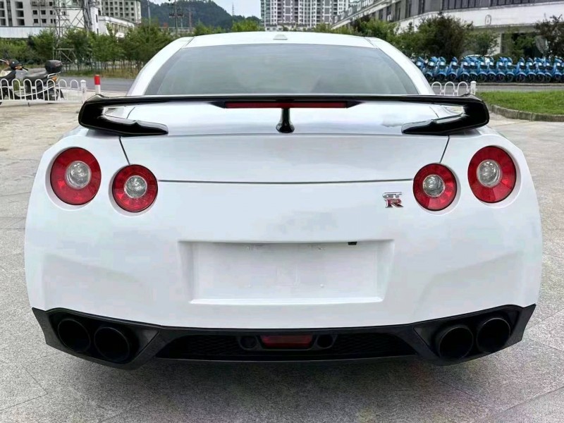 淮南15年日產GT-R8