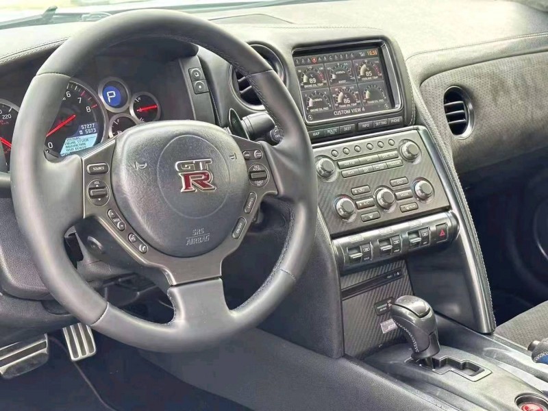 淮南15年日產GT-R9