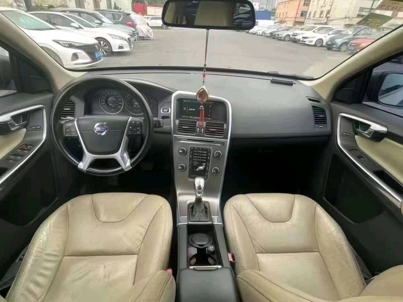珠海13年沃尔沃XC603