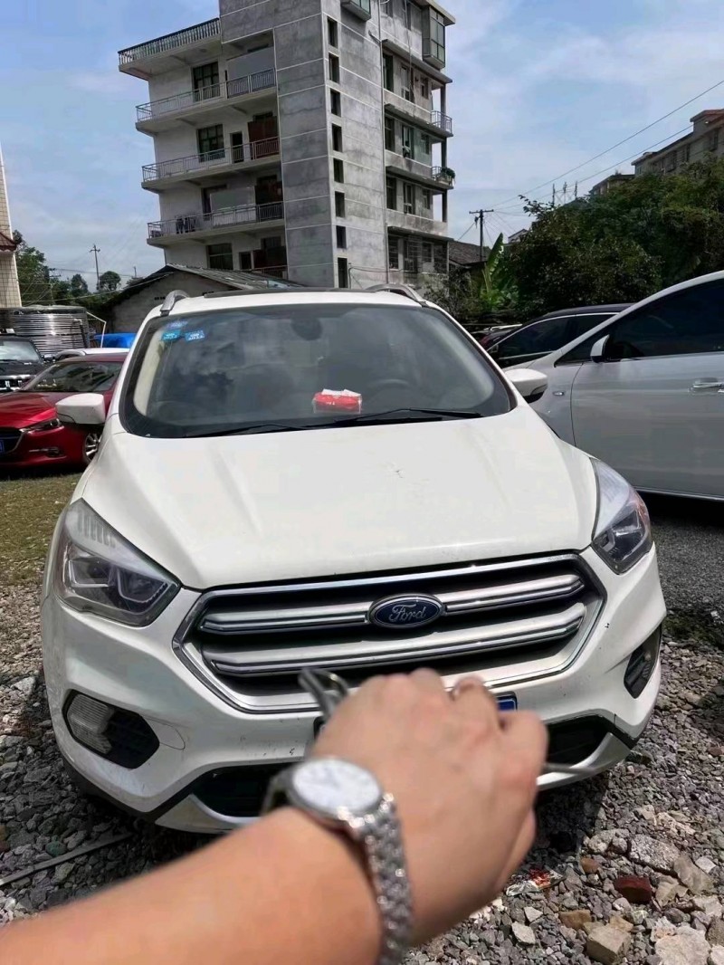 邵阳18年福特翼虎1