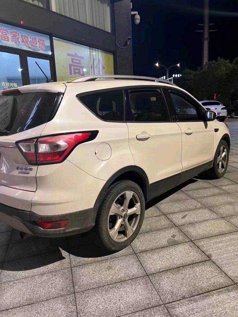 邵阳18年福特翼虎4