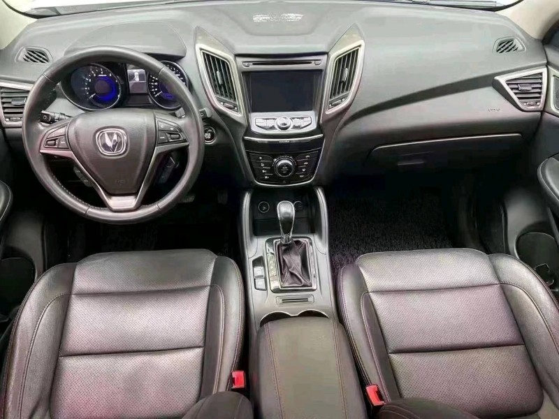 衡陽17年長安汽車CS758