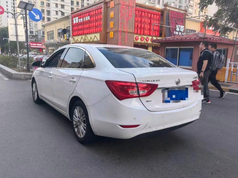 枣庄17年别克英朗6