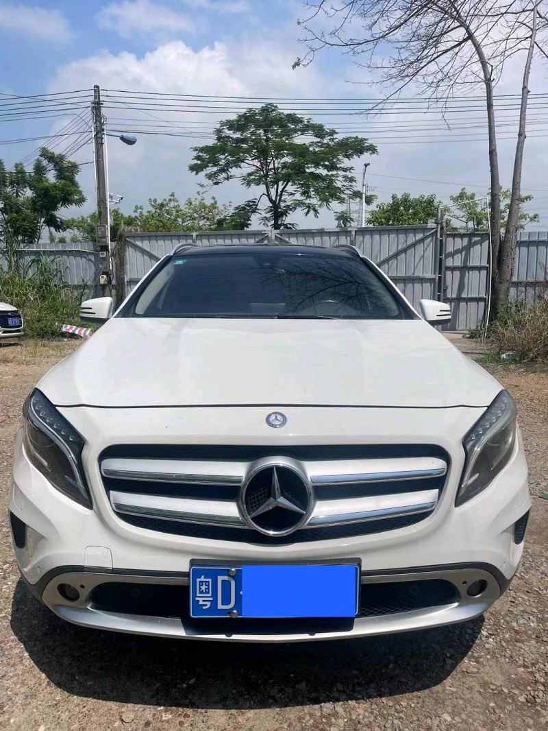 广州16年奔驰GLA1