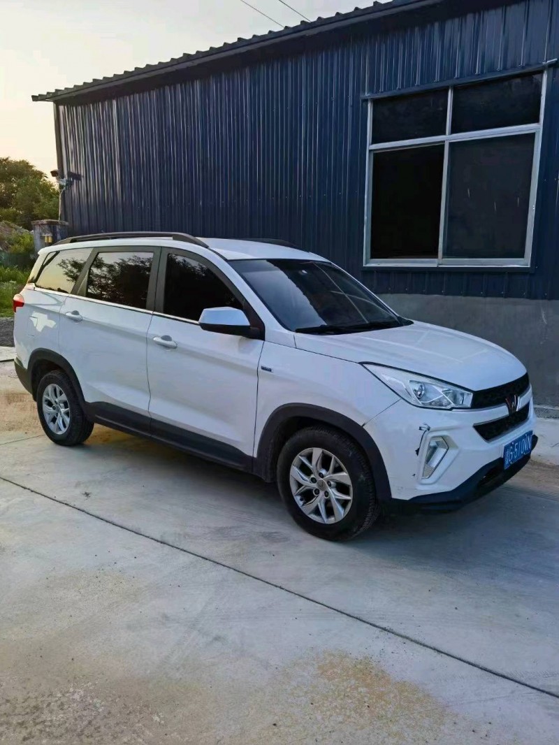 東營19年五菱汽車宏光S33