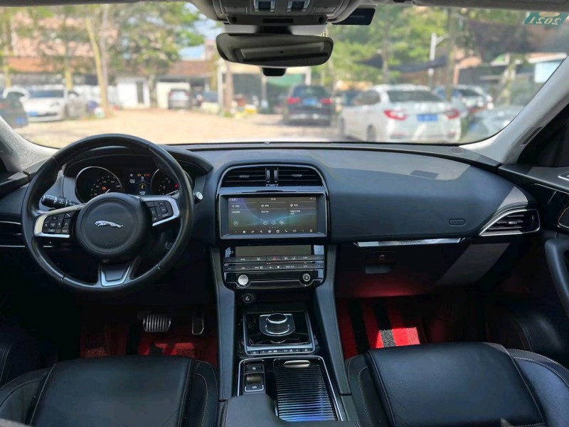 广州19年捷豹F-PACE5