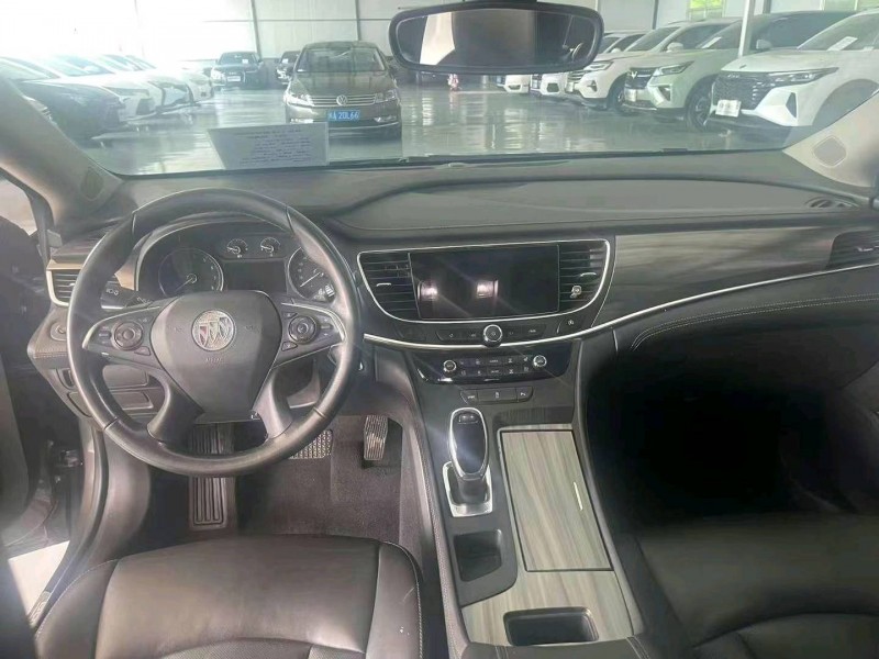 济南19年别克君越7