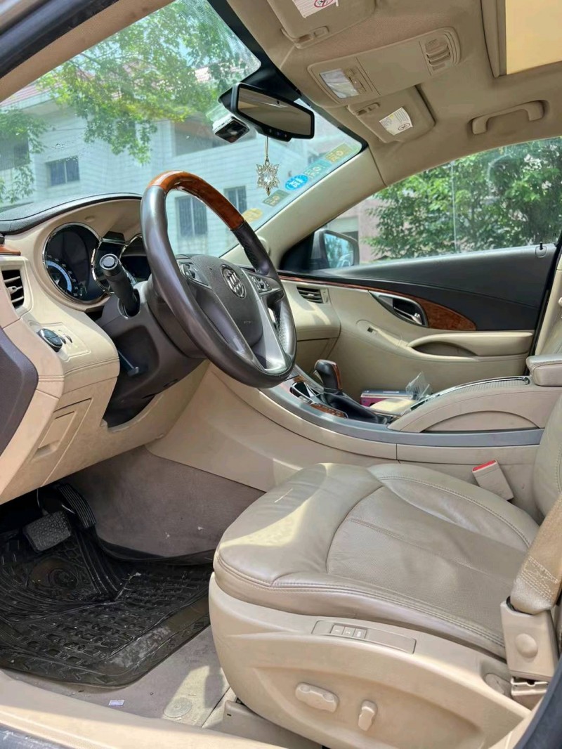 广州11年别克君越6