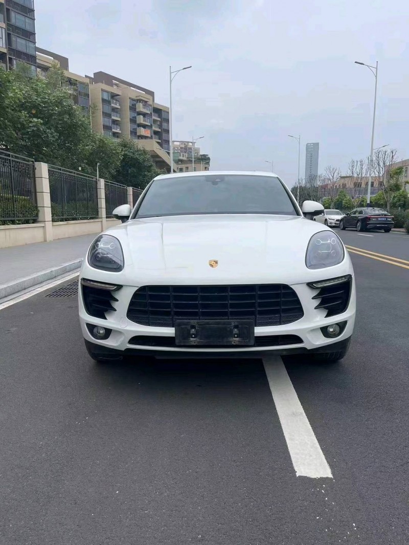 东莞16年保时捷Macan1