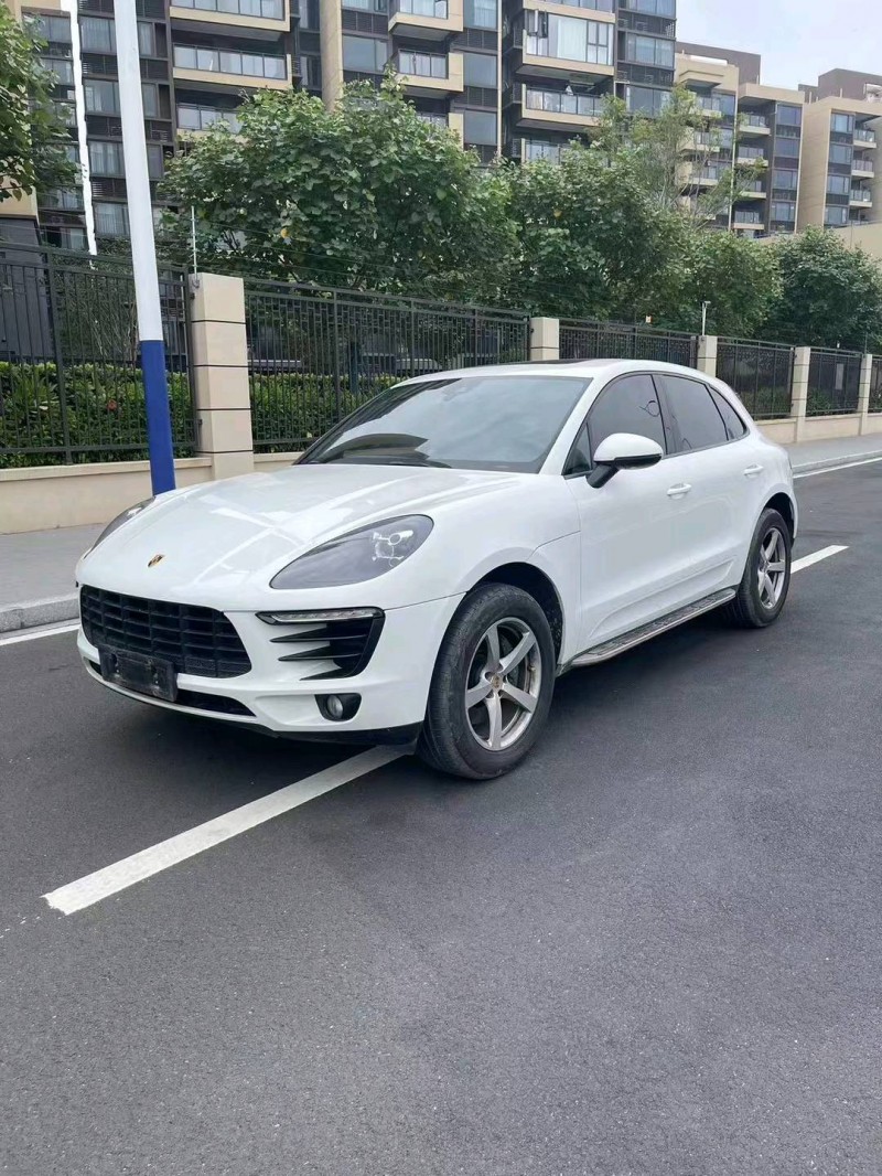 东莞16年保时捷Macan2