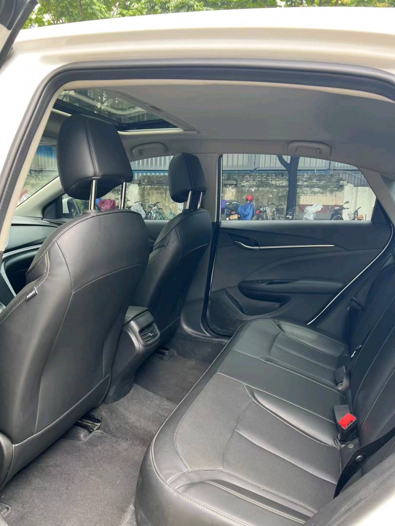 珠海21年别克英朗5