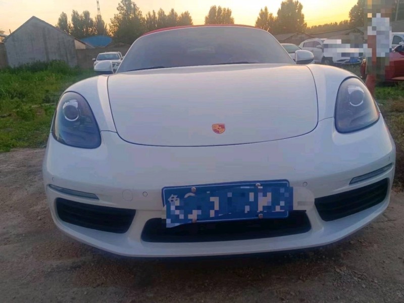 济南19年保时捷7181