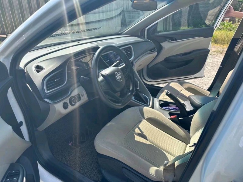 深圳19年别克英朗5