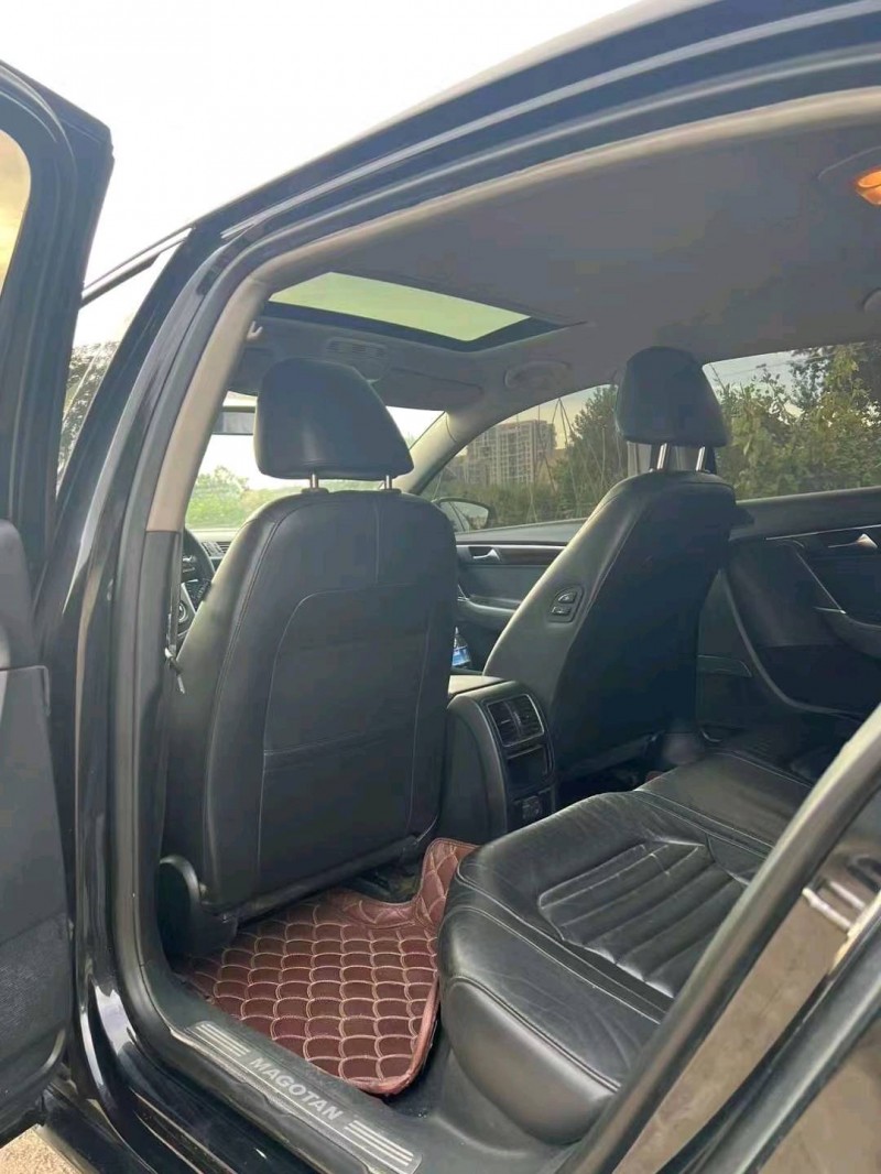 济南13年大众迈腾3