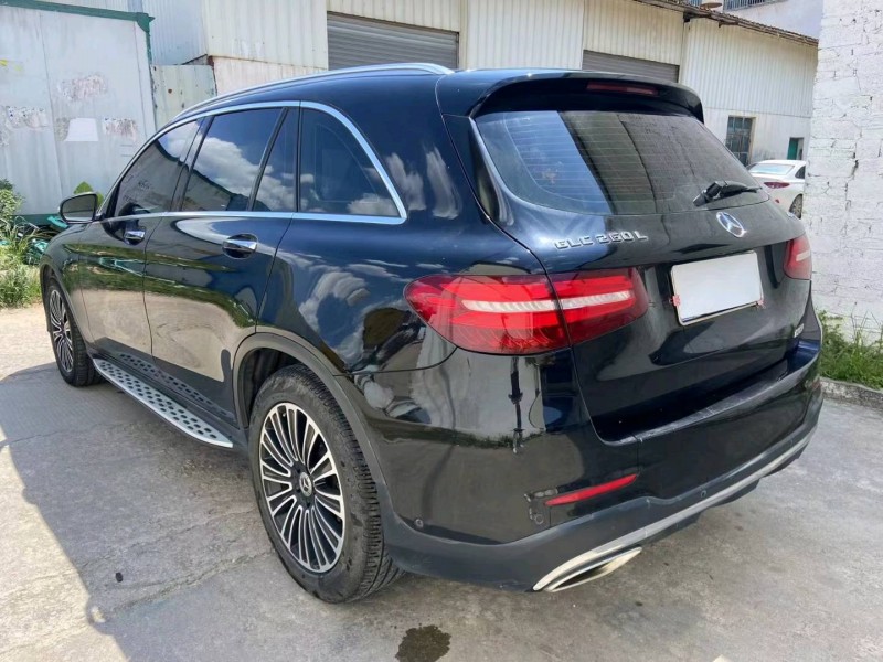 广州19年奔驰GLC8