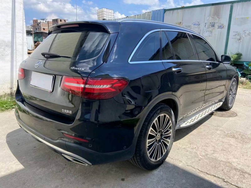 广州19年奔驰GLC9