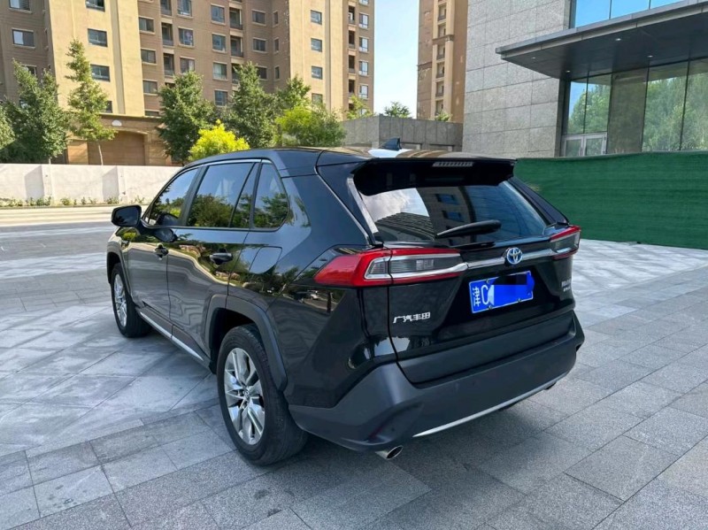 廊坊21年丰田威兰达4