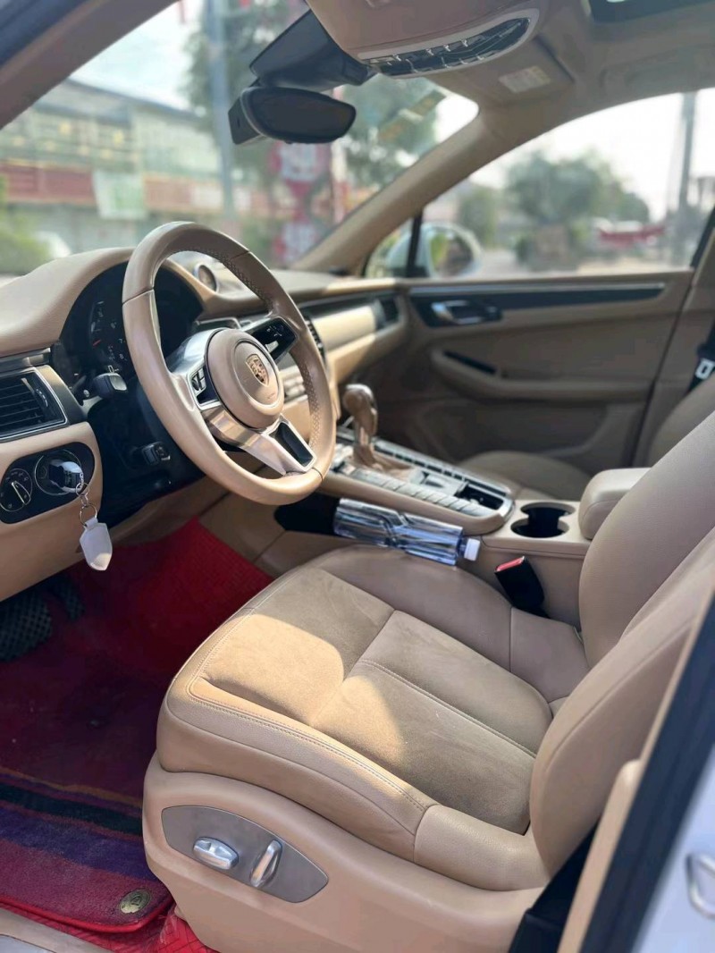 淮南16年保時捷Macan4