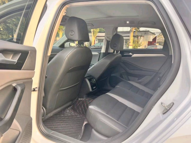 保定21年大众速腾5