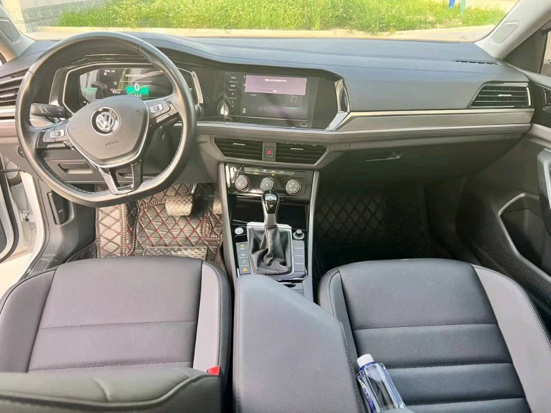 保定21年大众速腾6