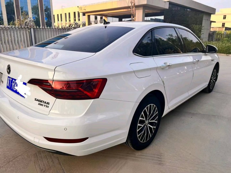 保定21年大众速腾7