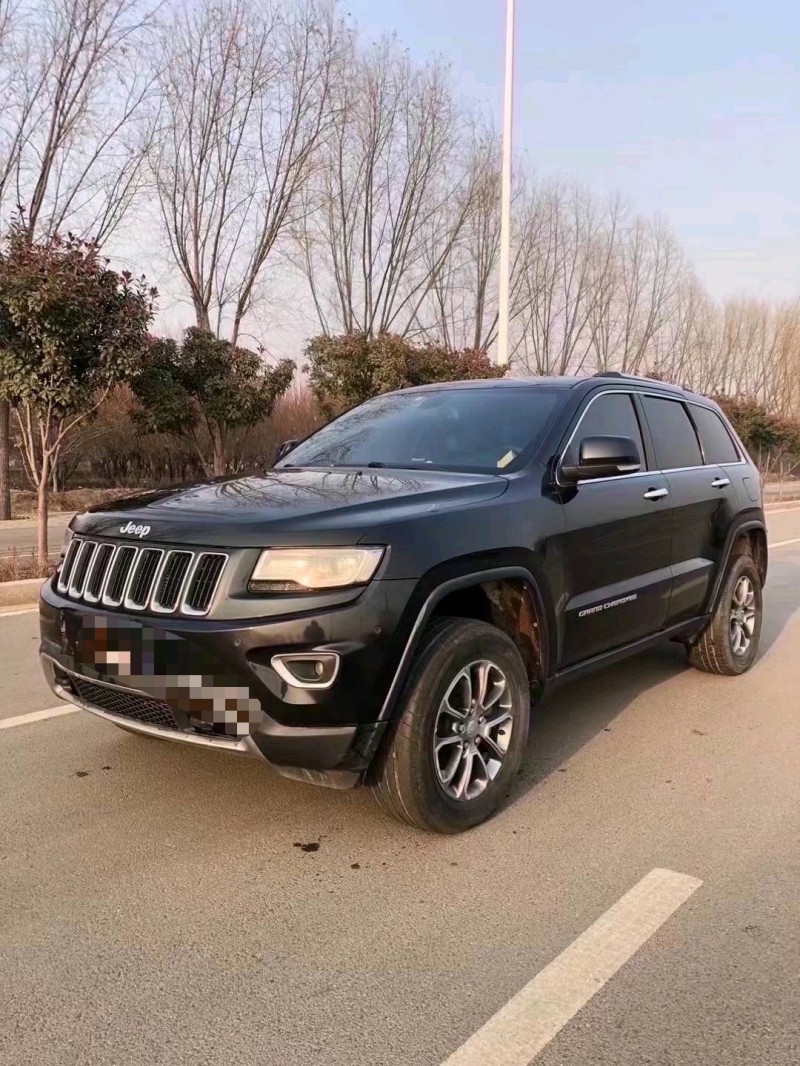 枣庄14年Jeep大切诺基3