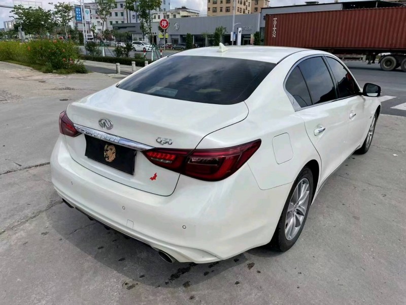 广州18年英菲尼迪Q50L9