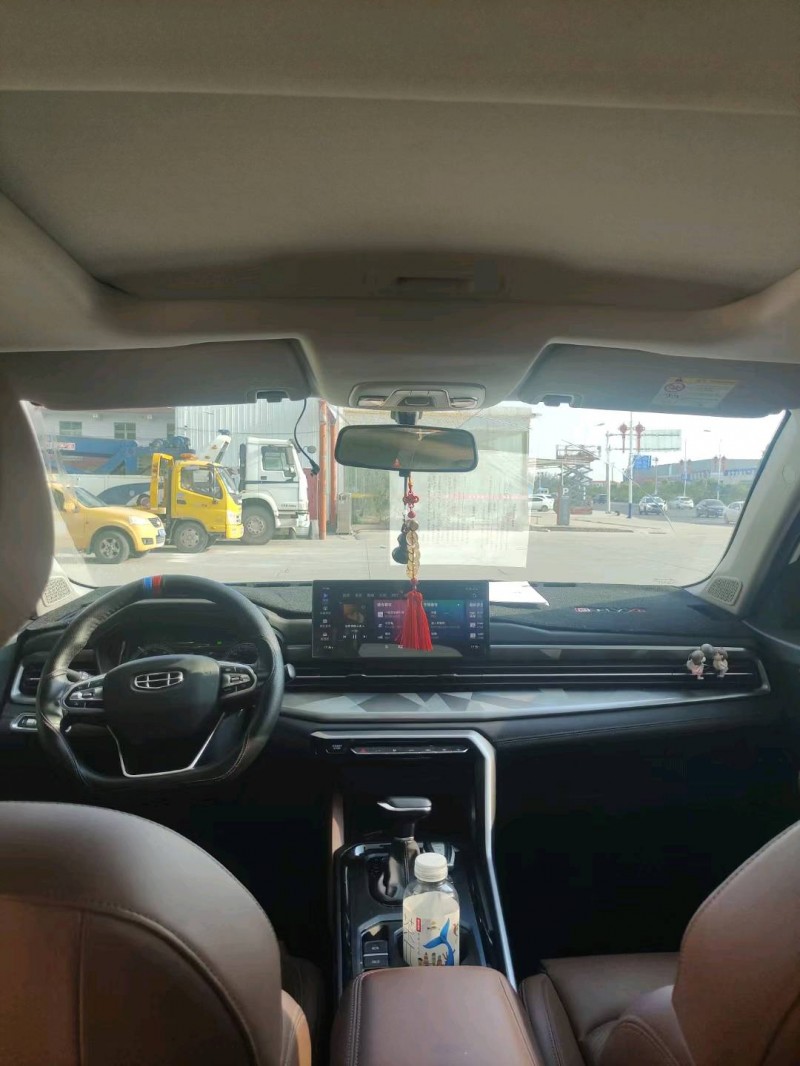 保定21年吉利远景X65