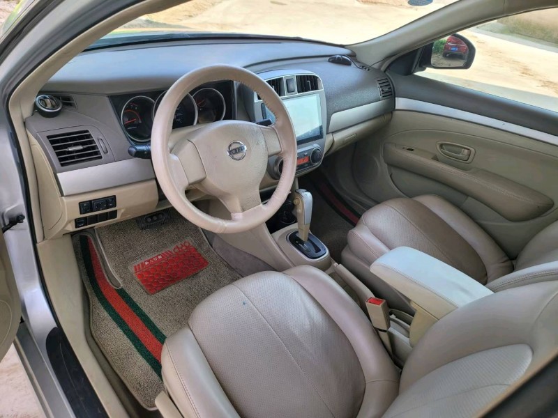 保定14年日产轩逸6