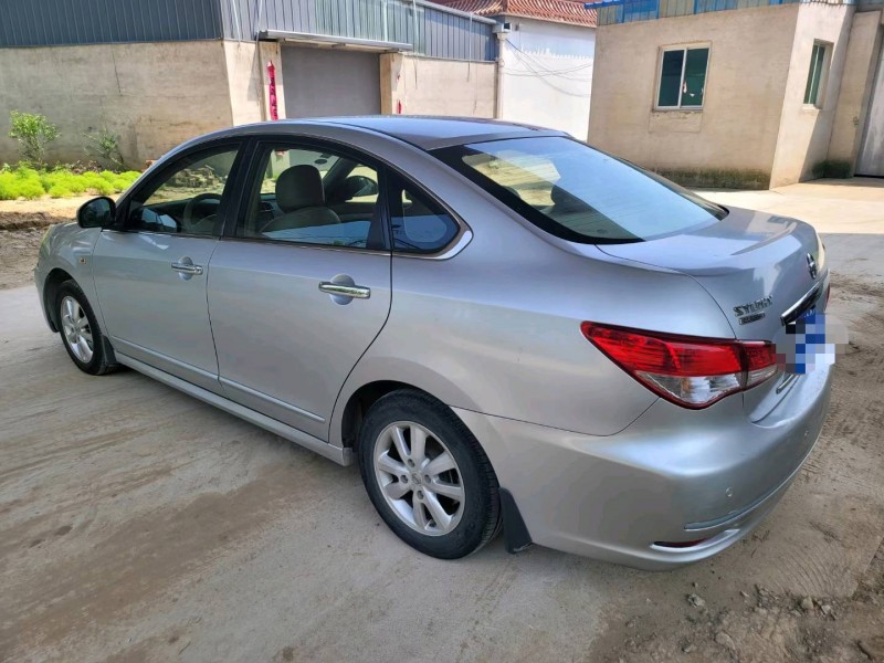 保定14年日产轩逸8