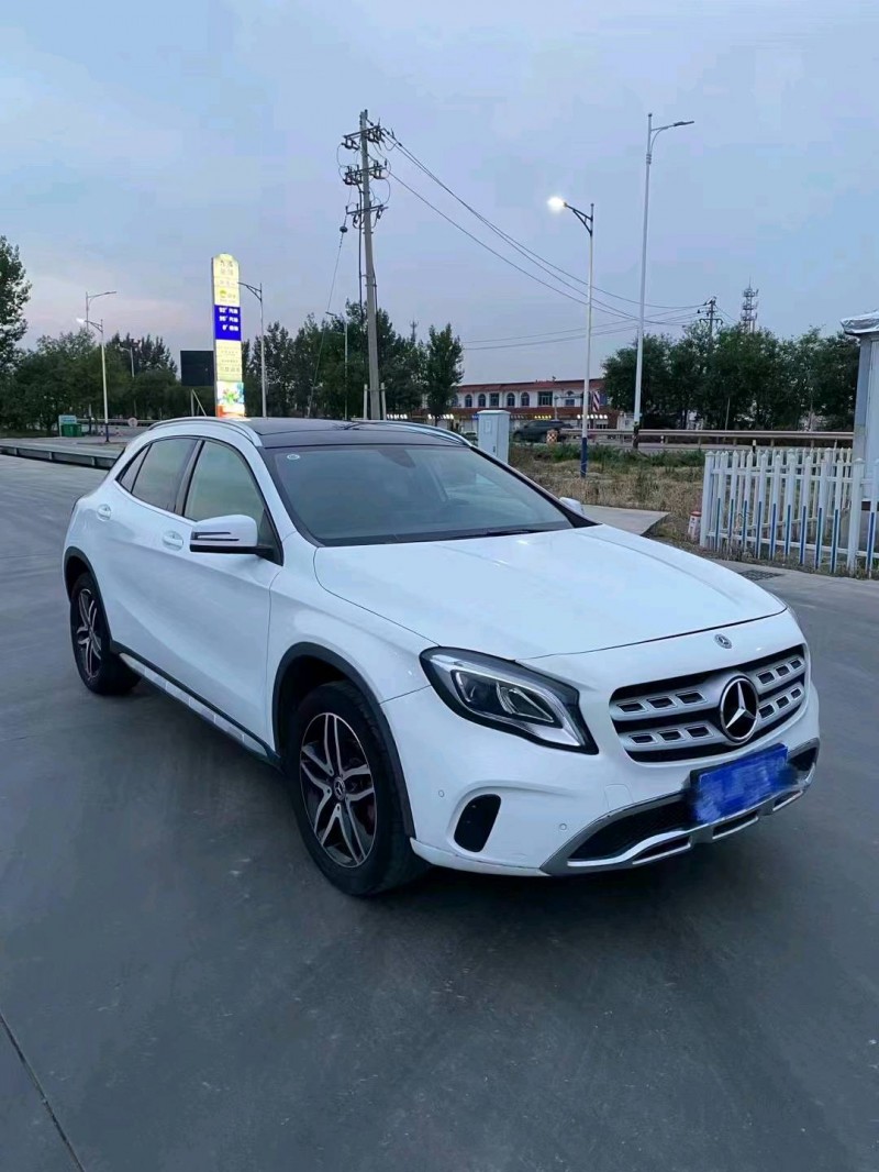 枣庄18年奔驰GLA2