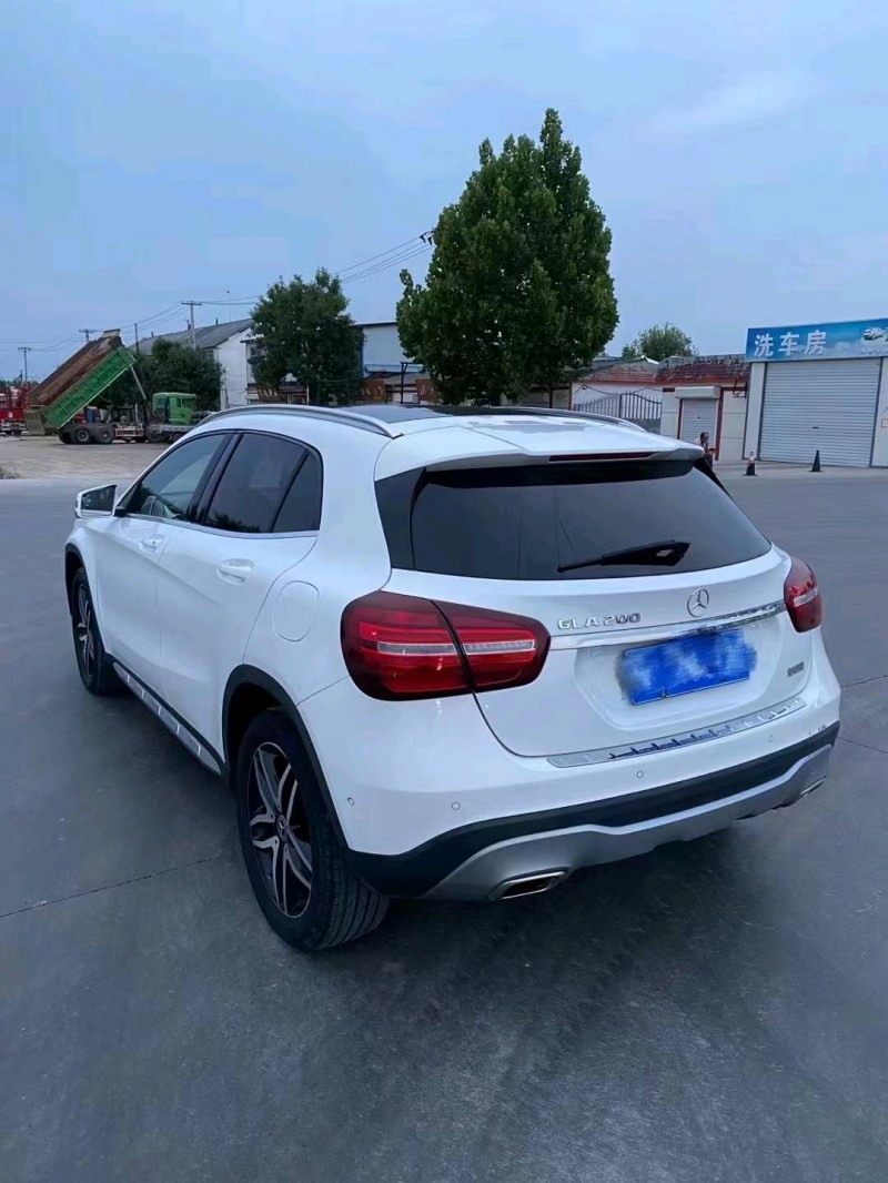 枣庄18年奔驰GLA7