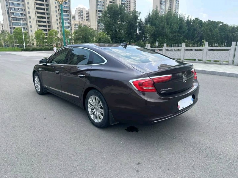 徐州17年别克君越6