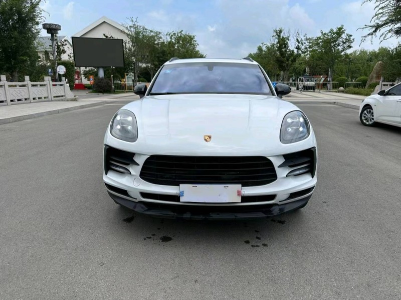 徐州14年保时捷Macan1