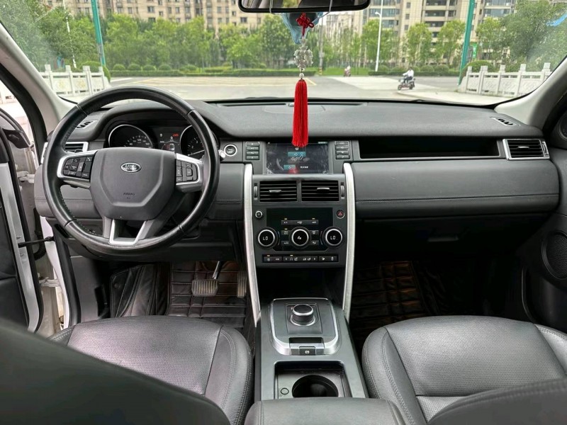 徐州18年路虎发现神行8