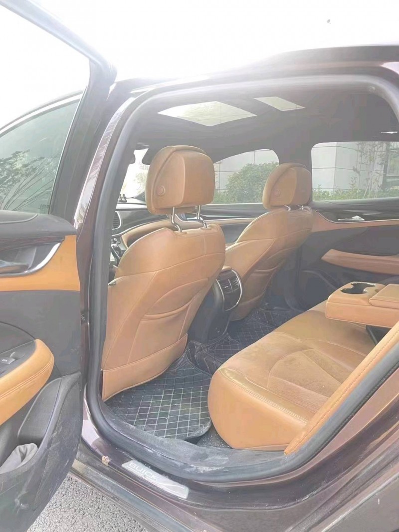 枣庄16年别克君越7