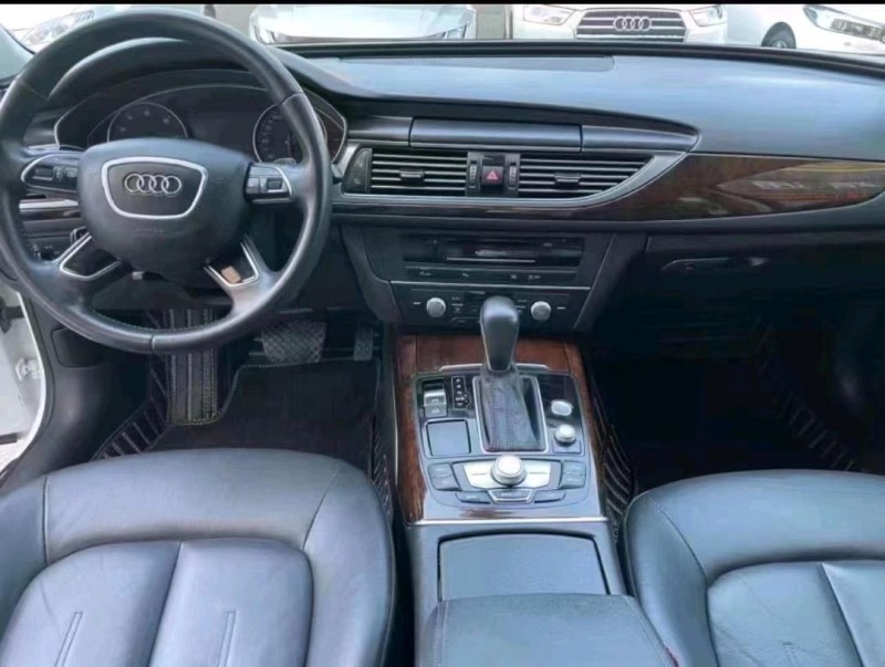 济宁17年奥迪A6L7