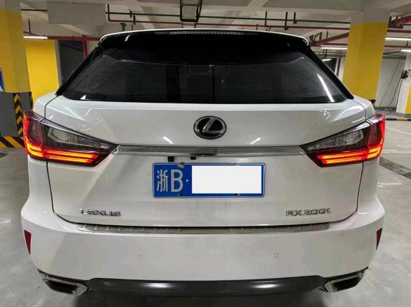 嘉兴16年雷克萨斯RX7