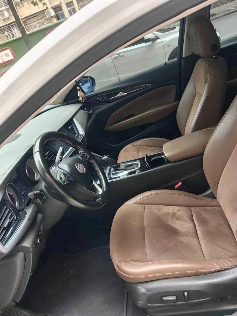 宜昌20年别克君威9