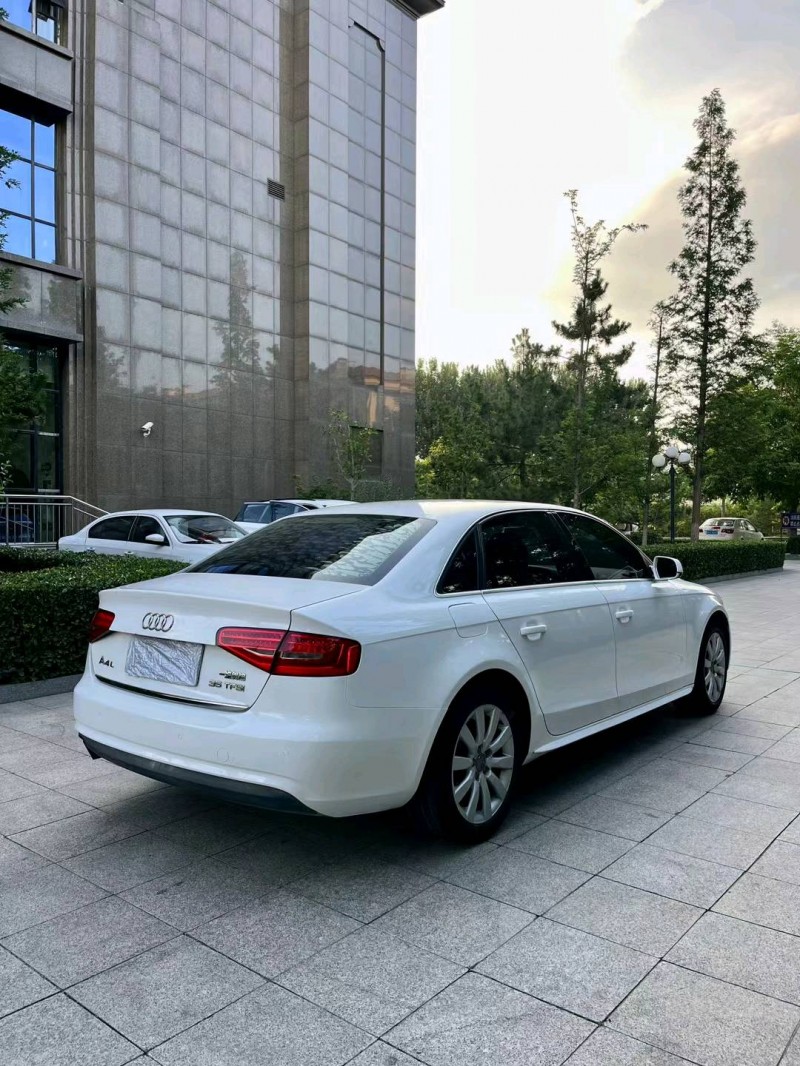 烟台14年奥迪A4L9