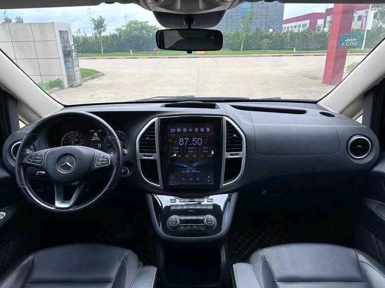 盐城17年奔驰威霆5