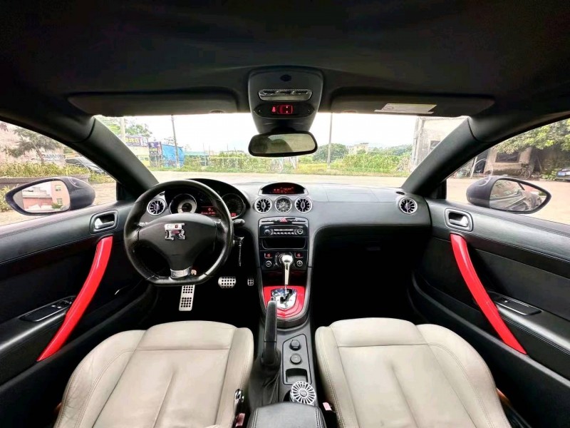 珠海11年标致RCZ7