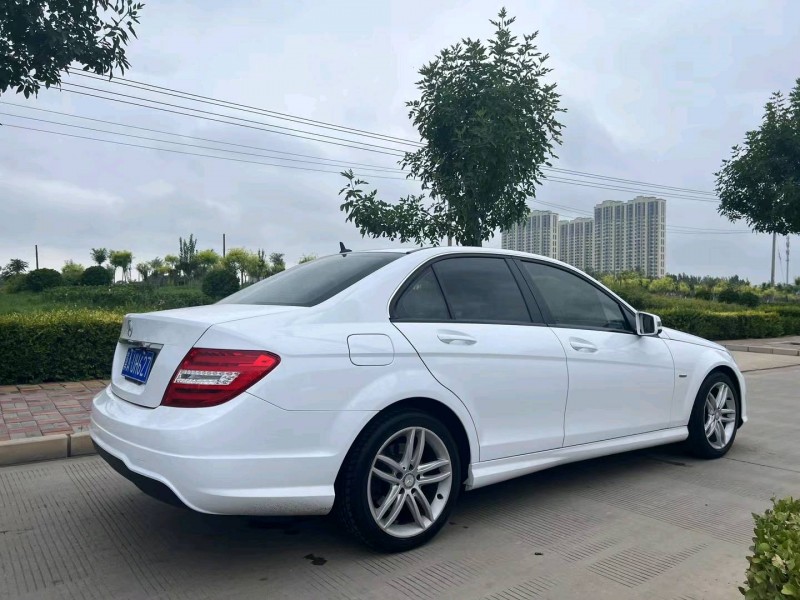 邢台14年奔驰C5