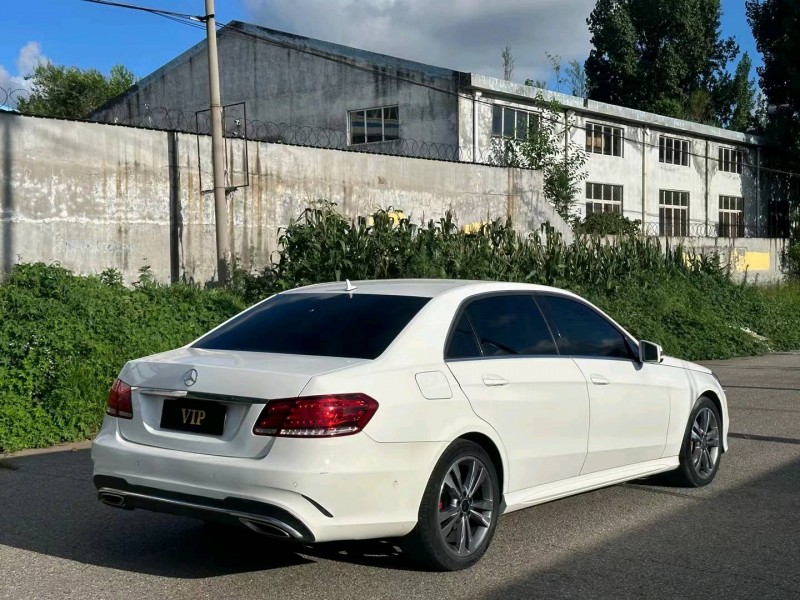 青岛15年奔驰E8