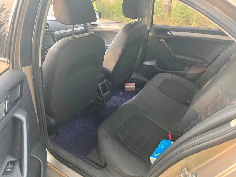 保定17年大众捷达5