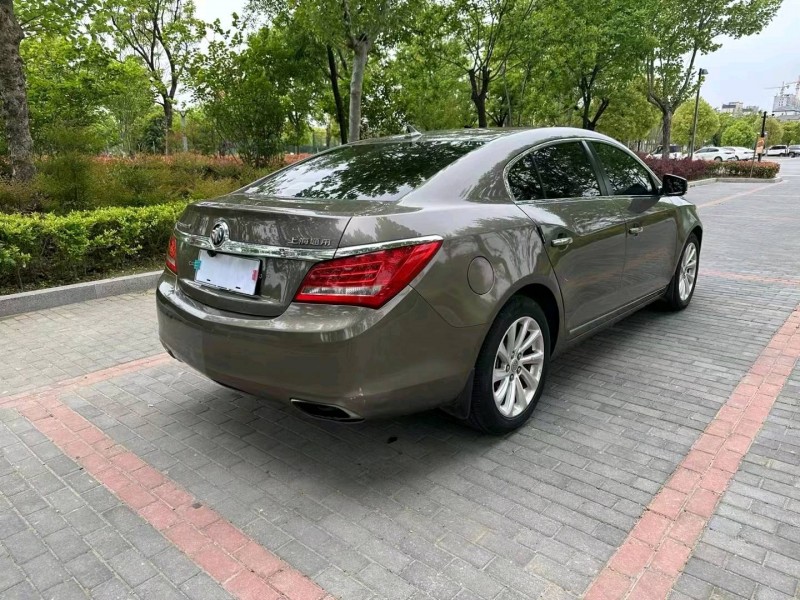 徐州15年别克君越4