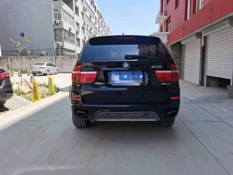 保定09年宝马X59