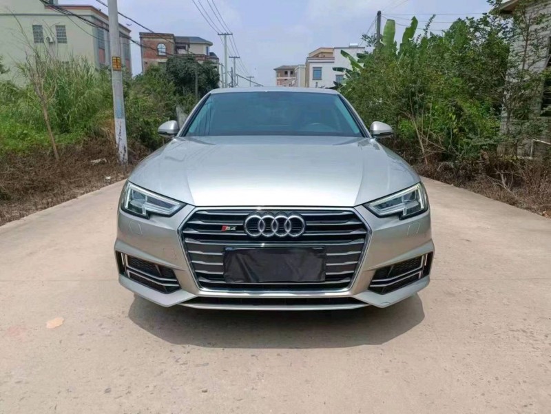 珠海18年奥迪A4L1